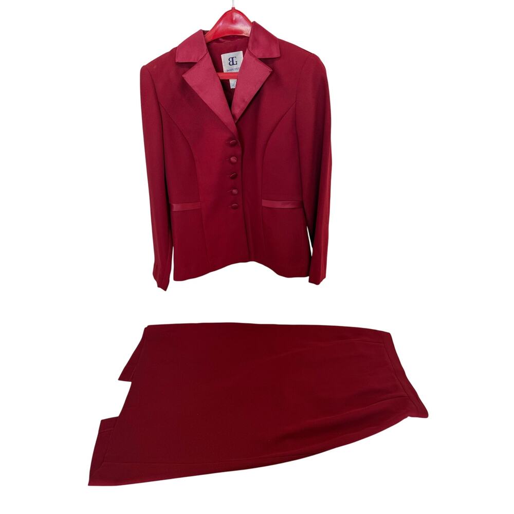 SKU 2250 Vintage Bahari Group Women 10P Crimson Red Skirt Suit Blazer Satin Trim